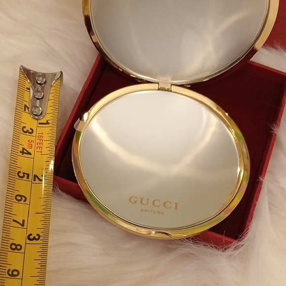 Gucci Gold Compact Mirror - Picture 7 of 10